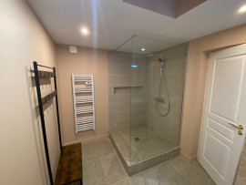 
                                                                                        Location
                                                                                         T3 MEUBLE VIEUX-PORT - LE MANDARIN