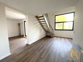
                                                                                        Vente
                                                                                         T3 Plages et port de La Coudoulière à pied