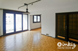 
                                                                                        Vente
                                                                                         T3 possible T4 de 80m² avec balcon