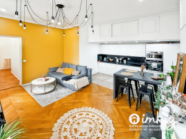 
                                                                                        Vente
                                                                                         T3 quartier d'Ainay entièrement rénové !