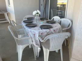 
                                                                                        Location
                                                                                         T3 résidence avec piscine et terrasse.