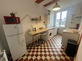 Location
T3 STYLE HAUSSMANNIEN MEUBLE AVEC GOUT
