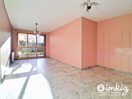 
                                                                                        Vente
                                                                                         T3 - Terrasse 32 m²- Proche Paris