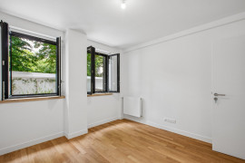 
                                                                                        Vente
                                                                                         T3 Terrasse - Quartier Champs-Elysées - Paris 8ème