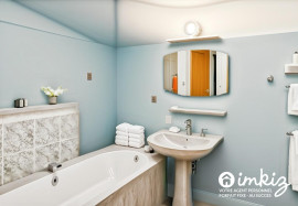 
                                                                                        Vente
                                                                                         T3 très calme lumineux garage  et parking