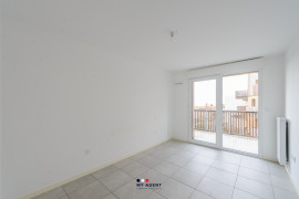 
                                                                                        Vente
                                                                                         T4 avec grande terrasse 35m2 – Dernier étage