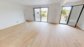 Vente
T4 d’exception – 98 m² et terrasse de 14 m² - Port