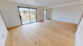 Vente
T4 d’exception – 98 m² et terrasse de 14 m² - Port