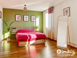 
                                                                                        Vente
                                                                                         T4 de 103 m² traversant, 3 ch, sans vis-à-vis