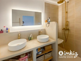 
                                                                                        Vente
                                                                                         T4 de 67m² au 9ème étage avec balcon