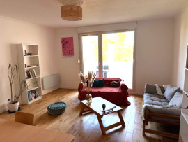 
                                                                                        Vente
                                                                                         T4 DE 81m2 CENTRE GERLAND AVEC BALCON