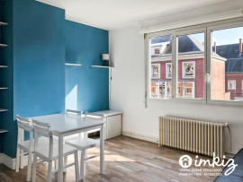 
                                                                                        Vente
                                                                                         T4 lumineux rénové avec vue sur la Cathédrale !