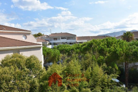 
                                                                                        Location
                                                                                         T4 meublé avec terrasse, vue mer, les plages