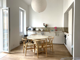 
                                                                                        Location
                                                                                         T4 meublé - Quartier Perrier