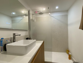 
                                                                                        Location
                                                                                         T4 meublé - Quartier Perrier