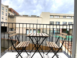 
                                                                                        Location
                                                                                         T4 meublé - Quartier Perrier