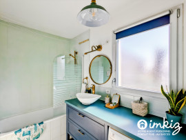 
                                                                                        Vente
                                                                                         T4 pièces esprit maison avec terrasse 60m²