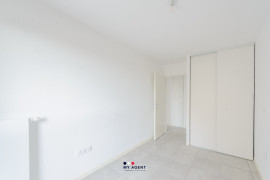 
                                                                                        Vente
                                                                                         T4 neuf avec grande terrasse 35m2 – Dernier étage