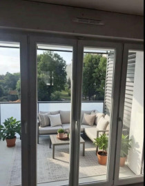 
                                                                                        Location
                                                                                         T5 96m² traversant lumineux secteur clinique