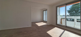 Vente
T5 de 95 m² + balcon + cave