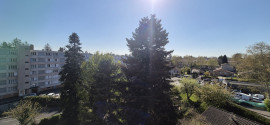 Vente
T5 de 95 m² + balcon + cave