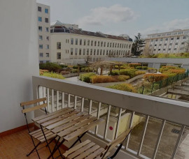 
                                                                                        Colocation
                                                                                         T5 meublé rénové quartier Part-Dieu avec Balcon