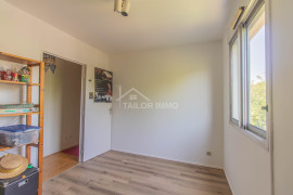 
                                                                                        Vente
                                                                                         T5 Monplaisir avec balcon et garage
