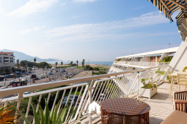 Location
                                                                                T5 Terrasse du David