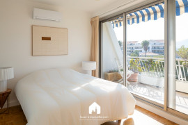 Location
                                                                                T5 Terrasse du David