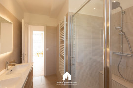 Location
                                                                                T5 Terrasse du David