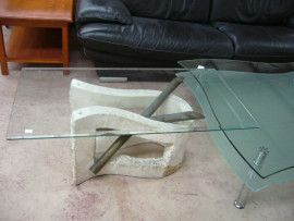 
                                                                        Meuble
                                                                         Table basse verre et pierre, promotion