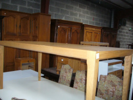 
                                                                                        Meuble
                                                                                         Table et 6 chaises, promotion