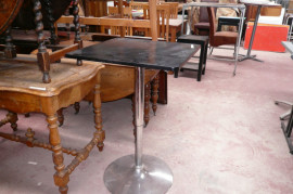 
                                                                        Meuble
                                                                         Table mange debout