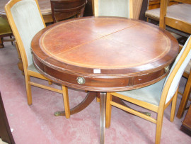 
                                                                        Meuble
                                                                         Table ronde