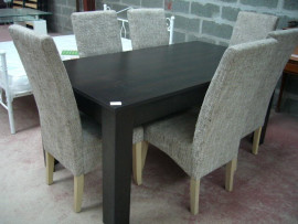 
                                                                                        Meuble
                                                                                         Table wengé et 6 chaises, promotion