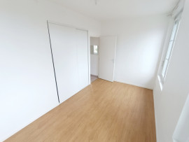 
                                                                                        Location
                                                                                         Talmas, appartement, 2 chambres, 75m2