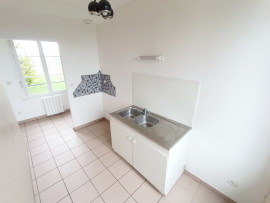 
                                                                                        Location
                                                                                         Talmas, appartement, 2 chambres, 75m2
