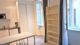 
                                                                                        Location
                                                                                         TB studio meublé Hyper-Centre