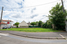 
                                                                                        Vente
                                                                                         Terrain - 370 m² - Goussainville