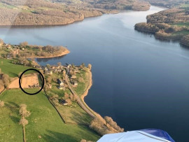 Vente
Terrain à bâtir spacieux (3 400 m²) au bord du