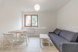 
                                                                                        Location
                                                                                         titre image avec 2 images