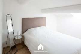 
                                                                                        Location
                                                                                         Toit De La Plaine