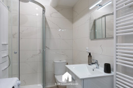 
                                                                                        Location
                                                                                         Toit De La Plaine