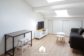 
                                                                                        Location
                                                                                         Toit De La Plaine