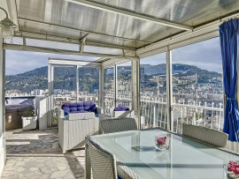 Vente
Toit terrasse au cœur de Cimiez