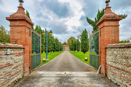 Vente
TOULOUSE CHATEAU XVIIIème 6 HA LAC