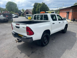 
                                                                                        Voiture
                                                                                         Toyota Hi-Lux 2.4 D-4D Active Pickup Double Cab 4dr Diesel Manual 4WD Euro 6 (3.5t) (150 ps)