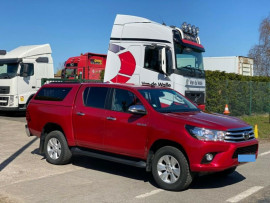 
                                                                                        Utilitaire
                                                                                         TOYOTA HILUX DOUBLE CABINE