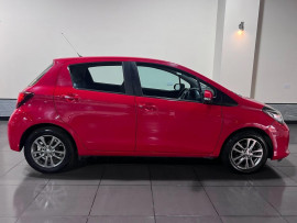 Voiture
                                                                                Toyota Yaris 1.33 Dual VVT-i Icon Hatchback 5dr Petrol Manual Euro 5 Euro 5 (99 ps)
