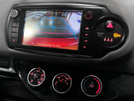 Voiture
                                                                                Toyota Yaris 1.33 Dual VVT-i Icon Hatchback 5dr Petrol Manual Euro 5 Euro 5 (99 ps)